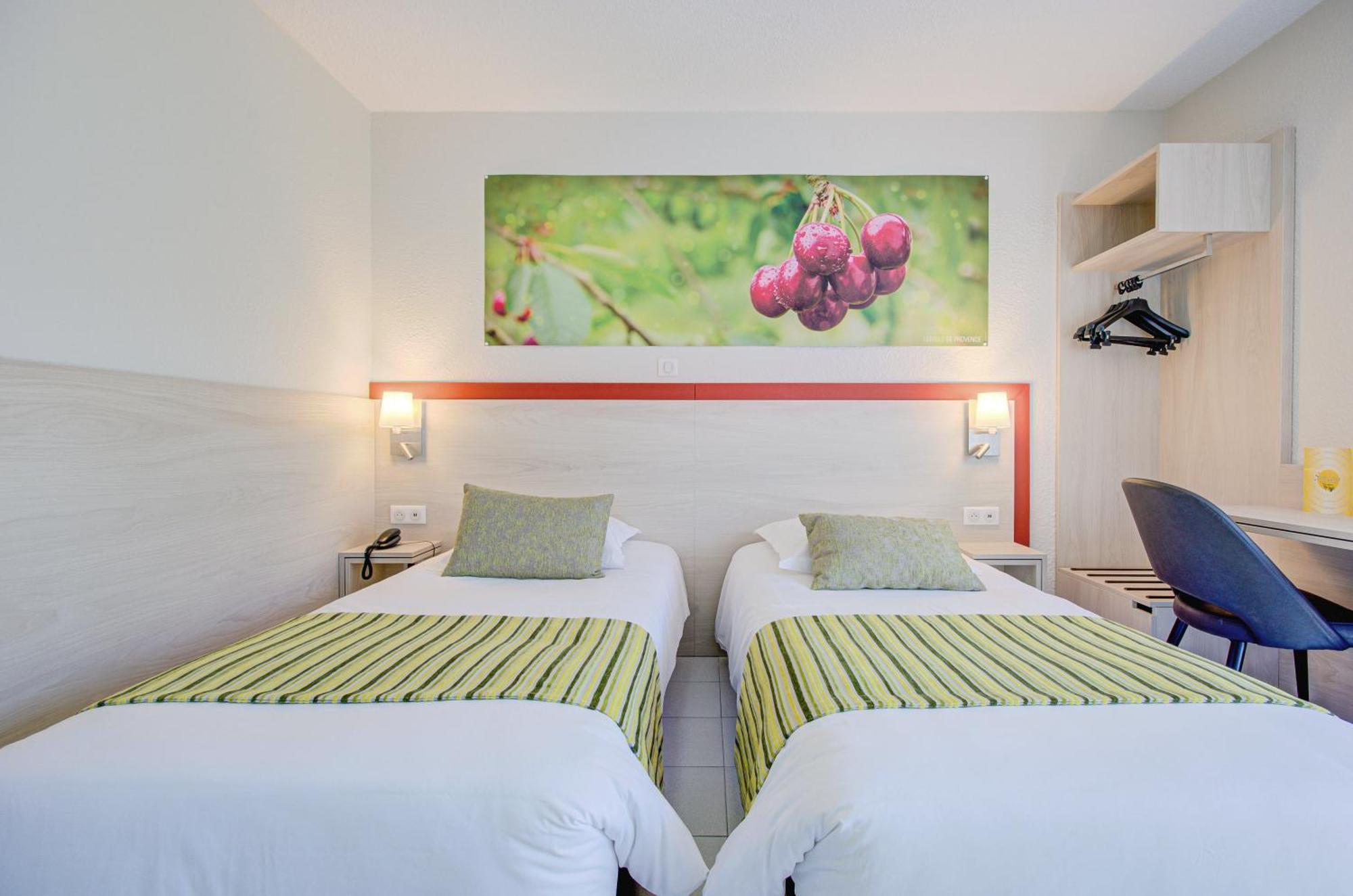 Hotel Saint Louis Le Thor Zewnętrze zdjęcie